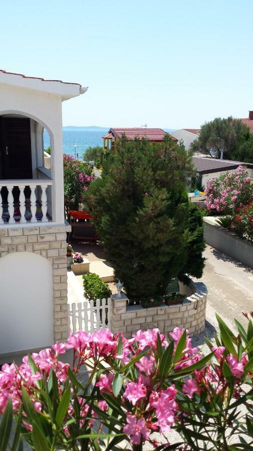 Apartment Robic Vir Exterior photo
